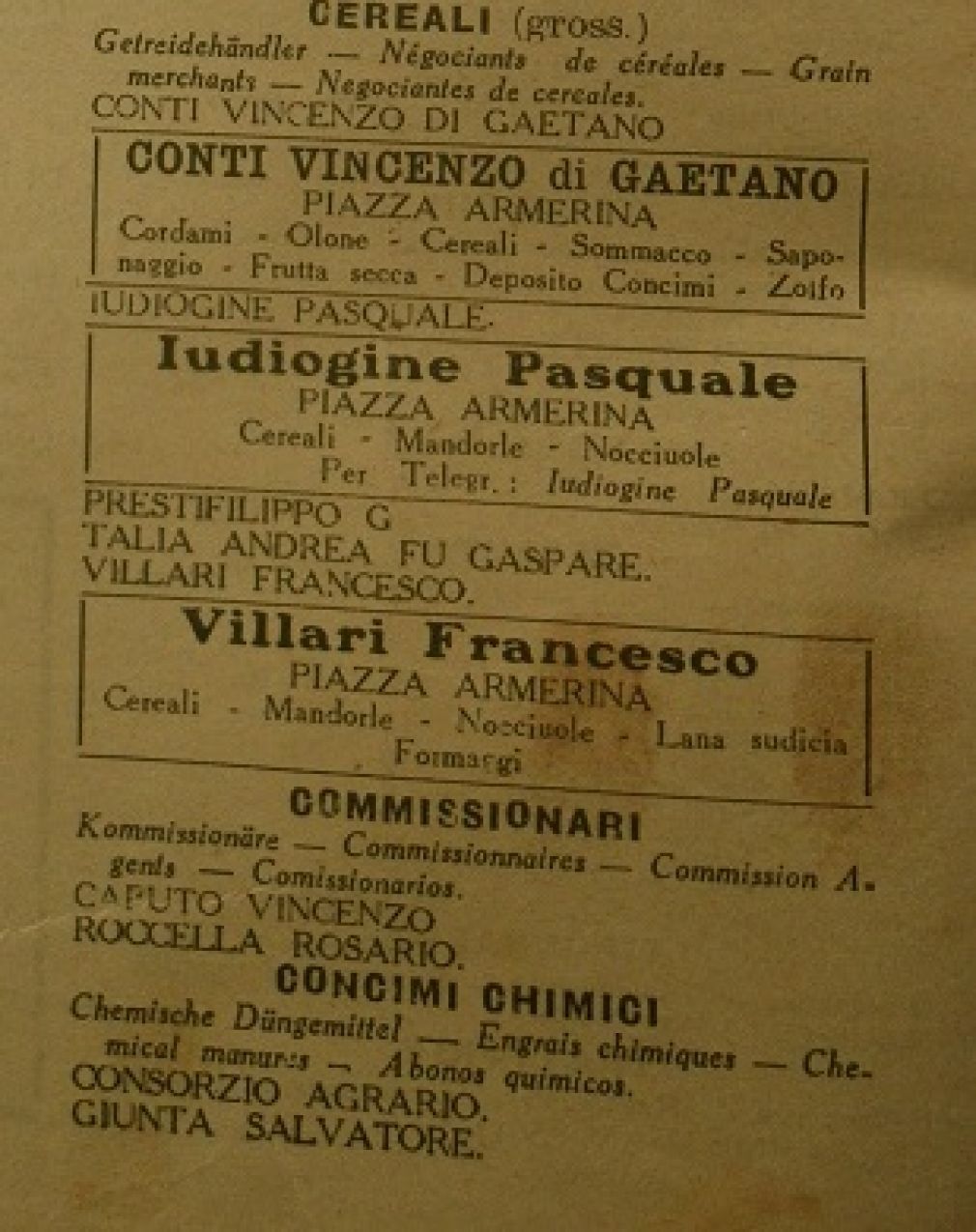 1925 I Commercianti a Piazza/8